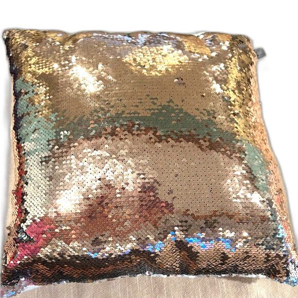 Holographic Reversible Sequins Sparkle Pillow - EUC - Picture 1 of 3